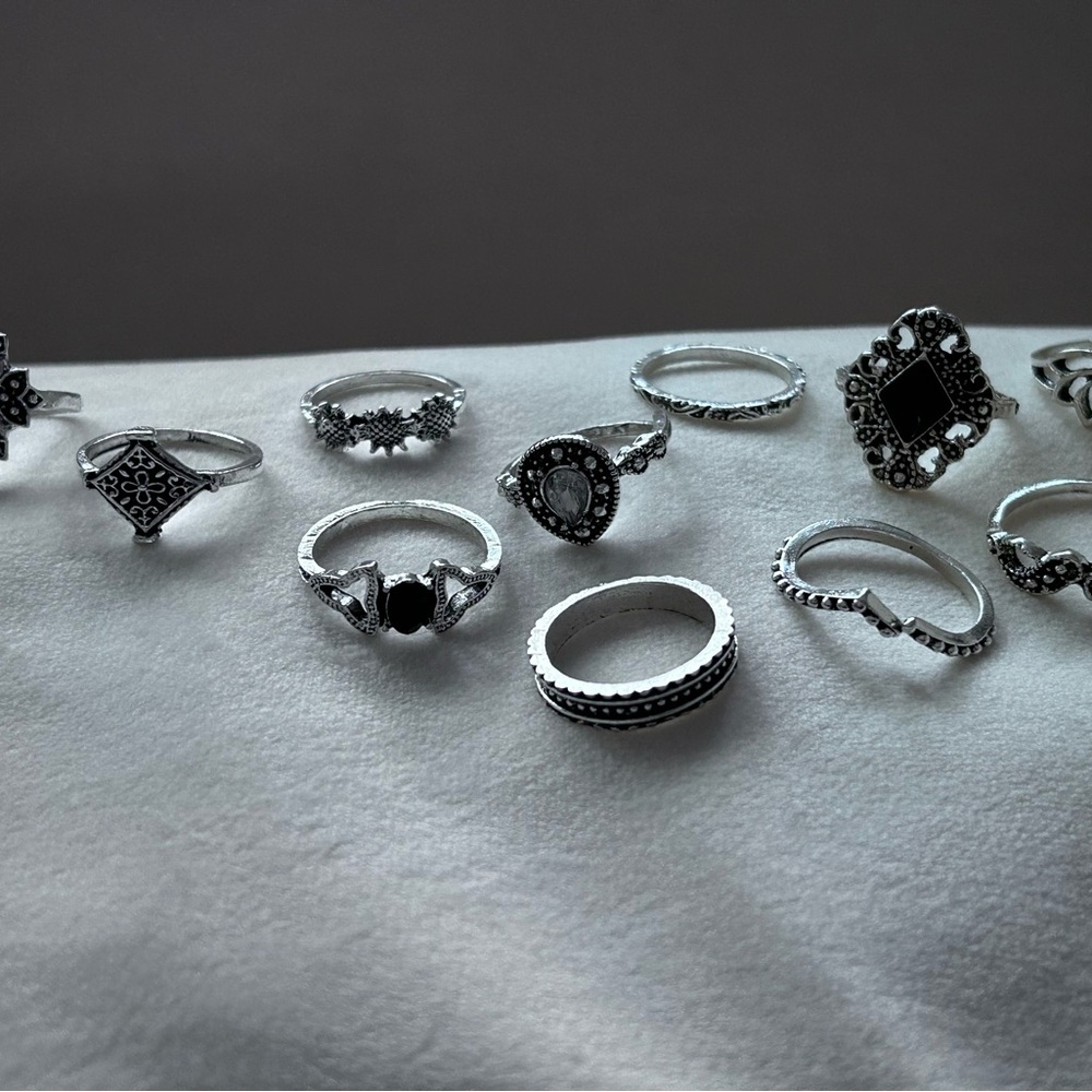 Chic Silver and Black Ring Collection